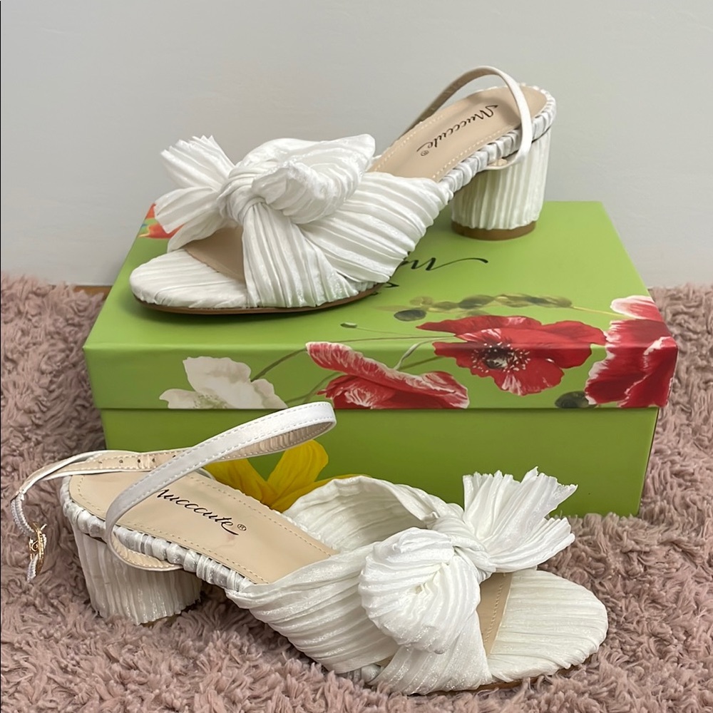 Women's White Heeled Sandals